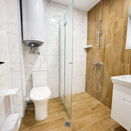 شقة 1br Golden Urban Retreat With Parking *