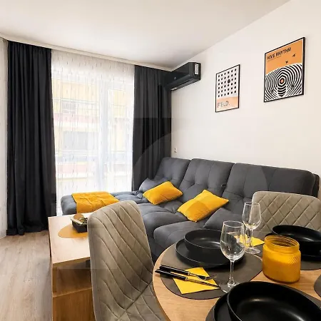 Lejlighed 1br Golden Urban Retreat With Parking Varna
