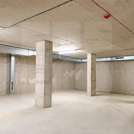 1br Golden Urban Retreat With Parking